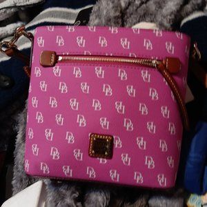 Dooney and bourke bag